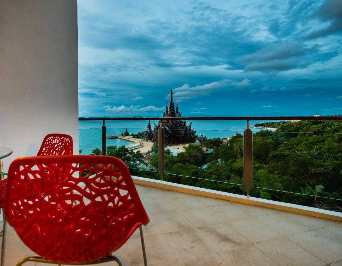 Ferienwohnung Sanctuary Luxury Penthouse Pattaya Exterior foto